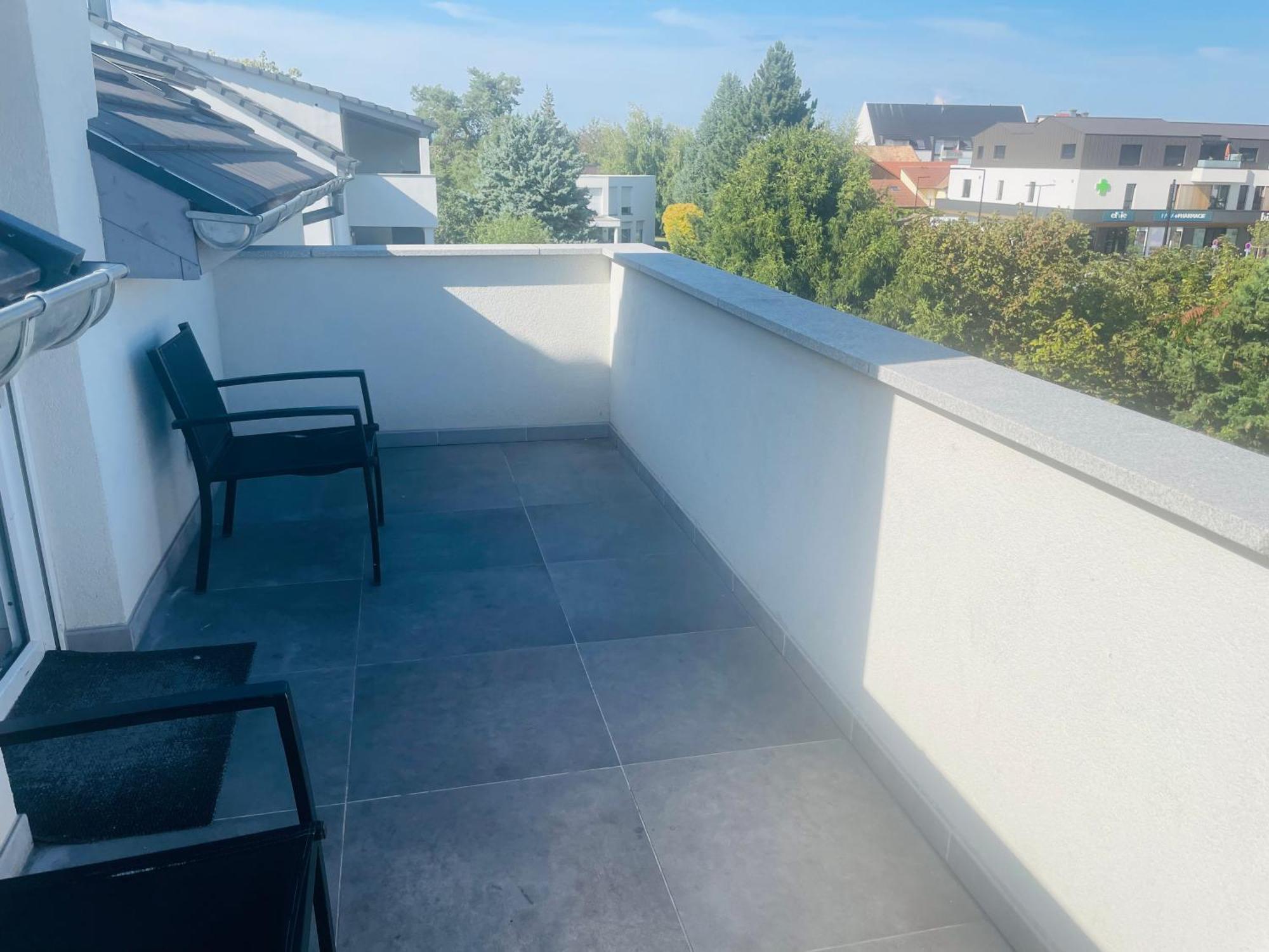 Appartement Bes,, Attique Neuf Avec Confort Wittenheim Exterior photo